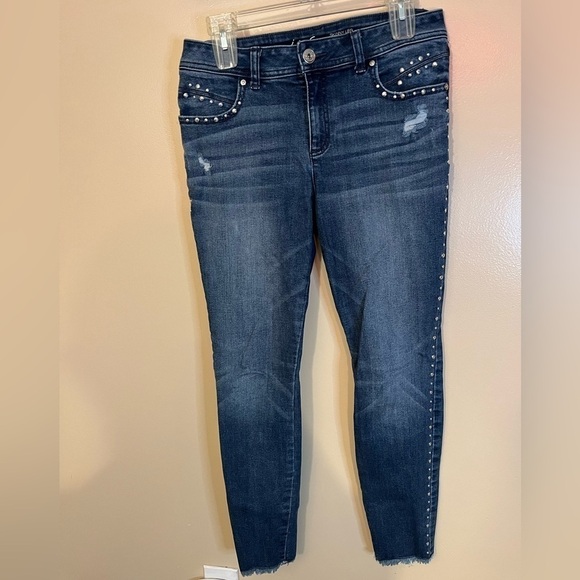 INC International Concepts Distressed Studded Skinny Leg Regular Fit Jeans Sz 6 - Picture 7 of 7